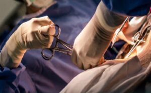 5. Perawatan Pasca Melahirkan Normal dengan Jahitan Bellybandit Babyempire 300x185